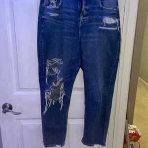 American Eagle ripped mom jeans